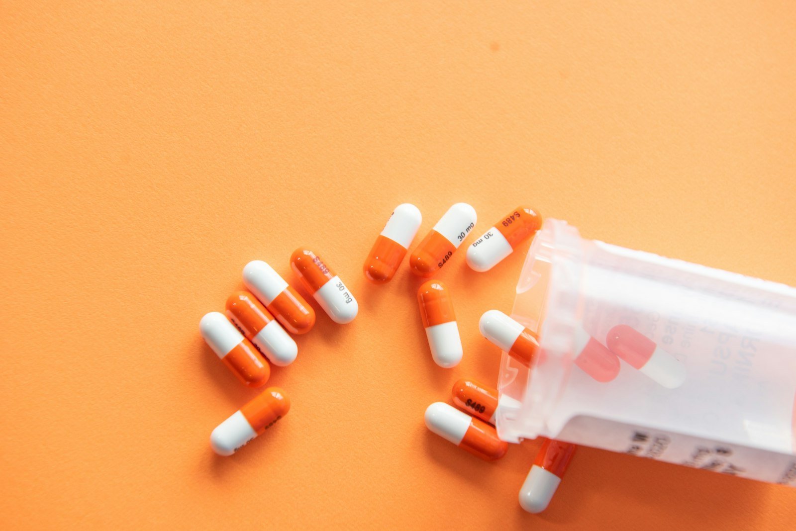 Agentes de IA na gestão de estoque em distribuidoras farmacêuticas com previsão de demanda