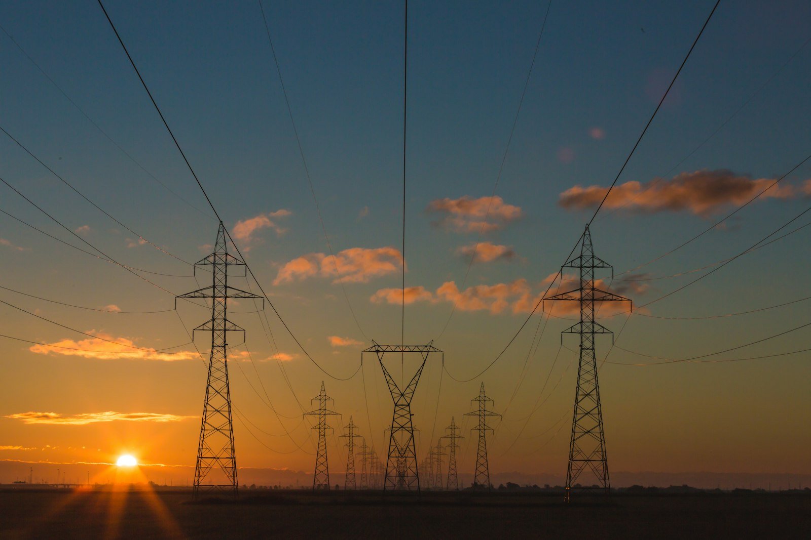 Como extrair dados de faturas de energia elétrica com IA: guia com CEMIG, Enel e CPFL