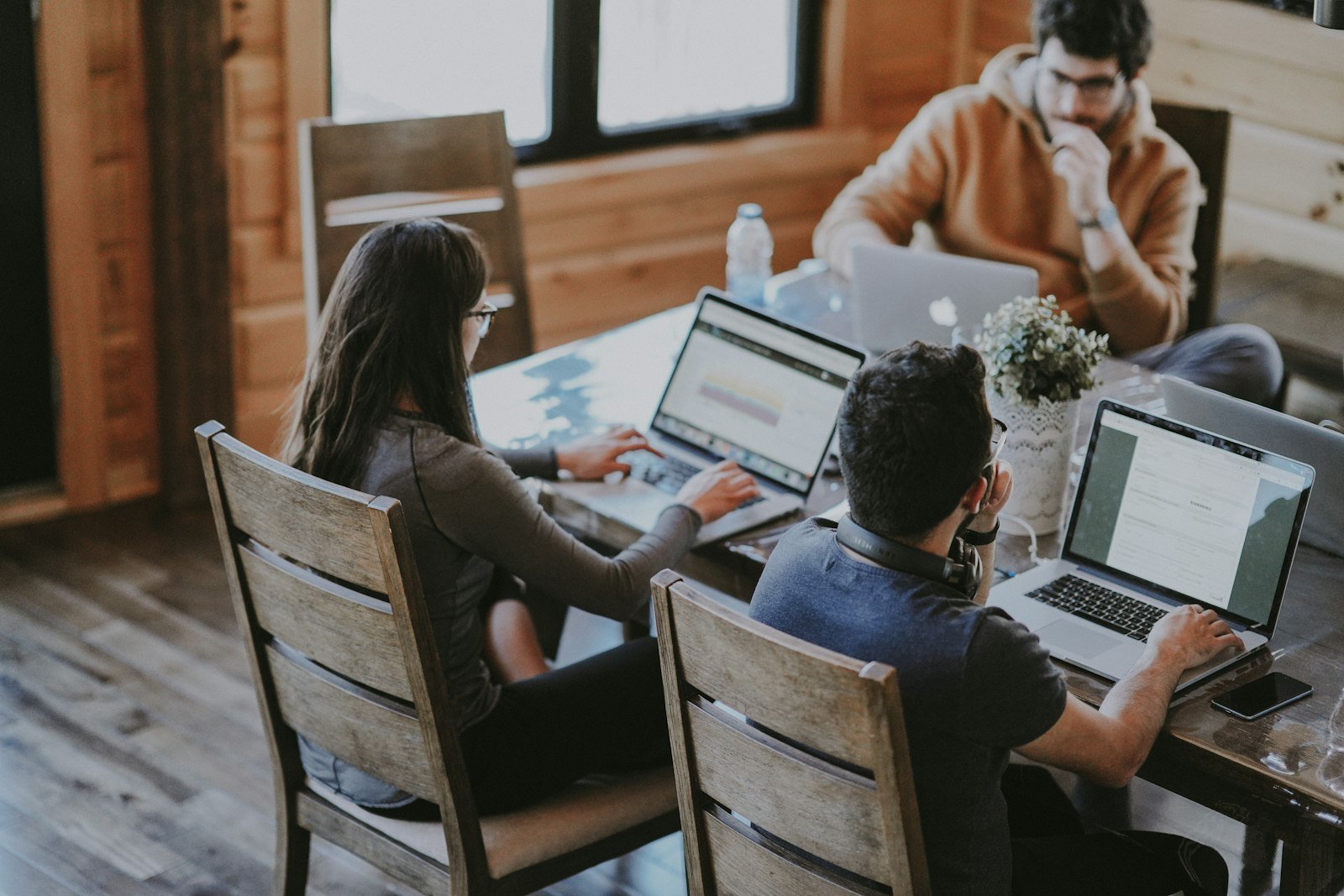ChatGPT Business vs Enterprise: segurança de dados e controle de workspaces