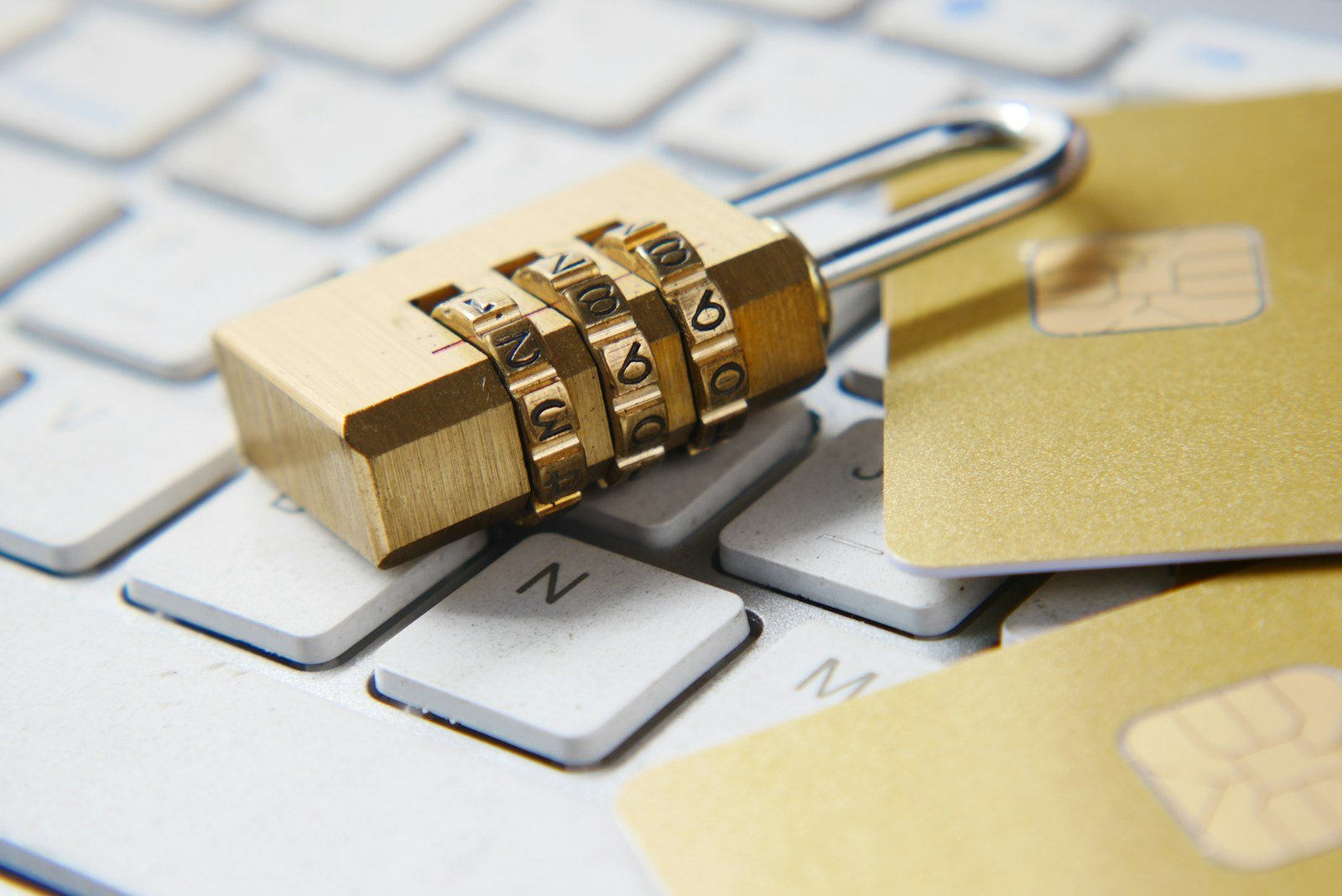 DLP com Presidio: mascaramento de dados em APIs