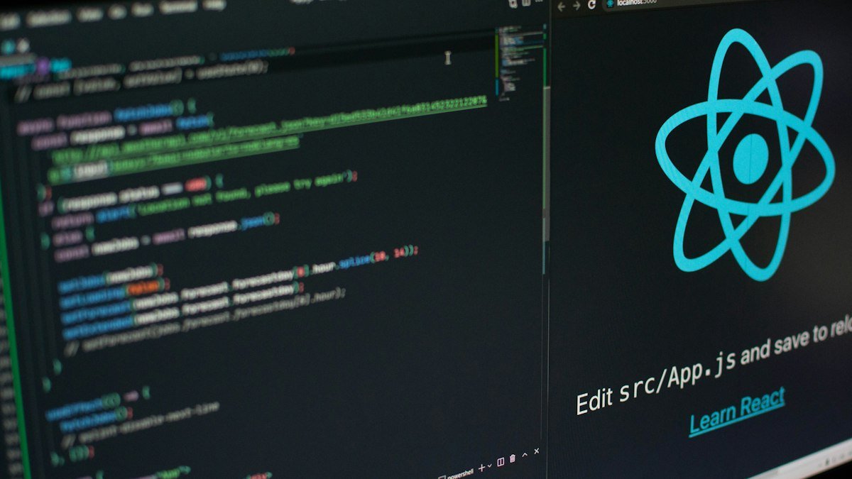 Function calling e structured outputs: guia com OpenAI e Claude