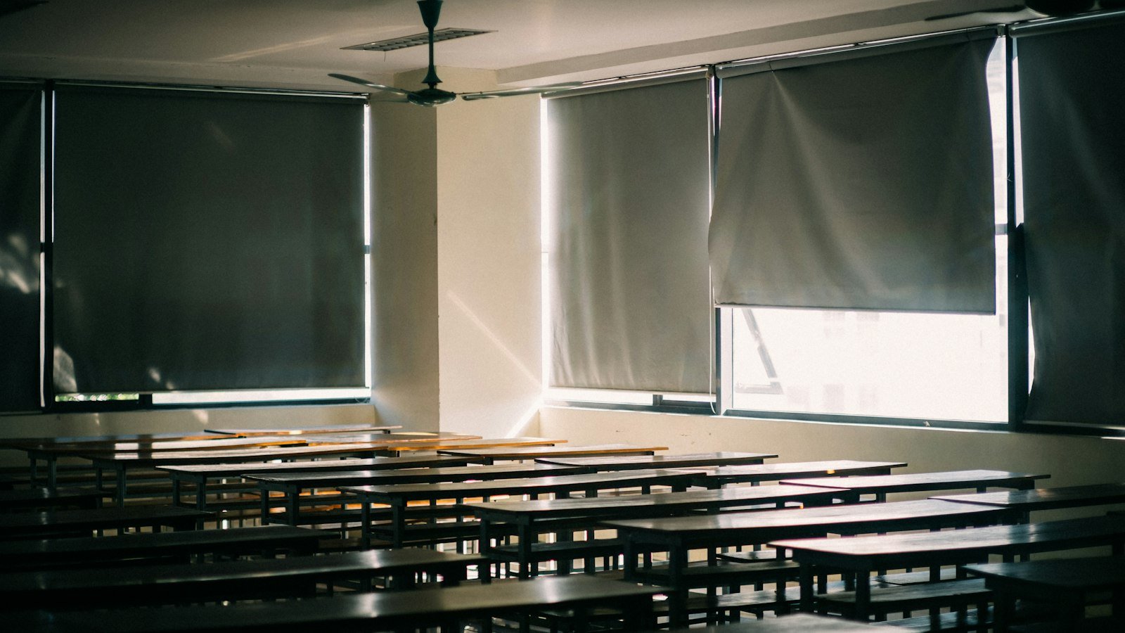 IA para gestores escolares: alertas de evasão e relatórios