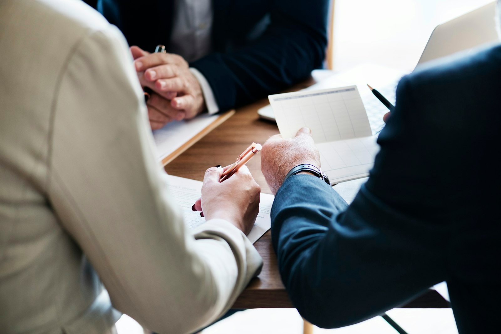 IA para corretores de seguros: cotação, renovação e atendimento