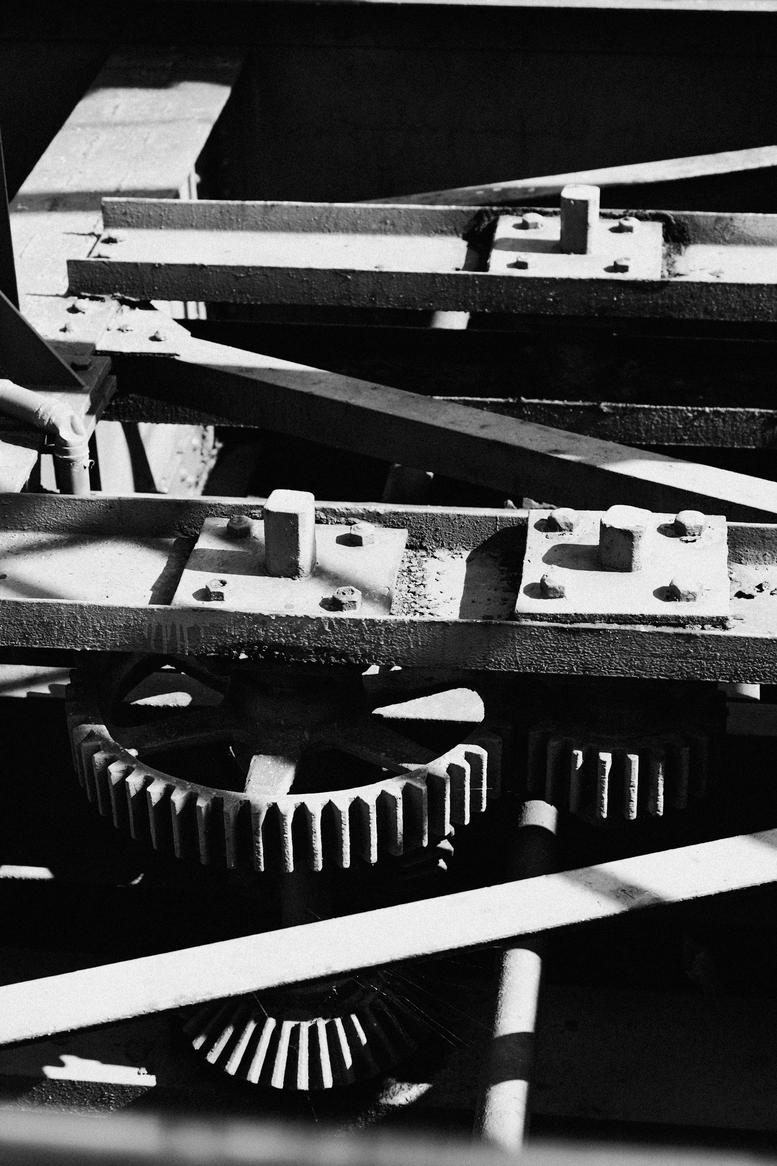 Modelos abertos de visão para catalogar peças industriais